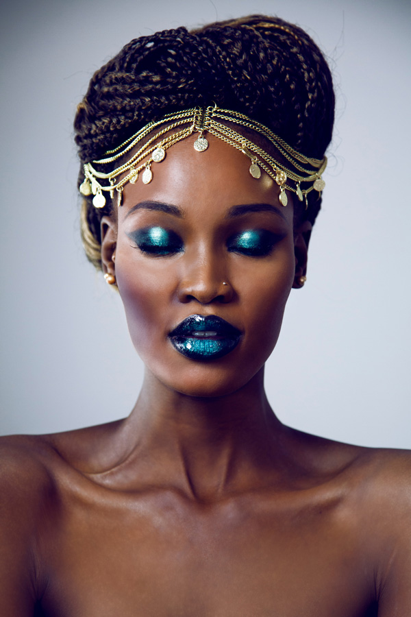 Manga Punktlighed korroderer Egyptian Goddess Tutorial - Eye of Horus Cosmetics - Huxley School of Makeup